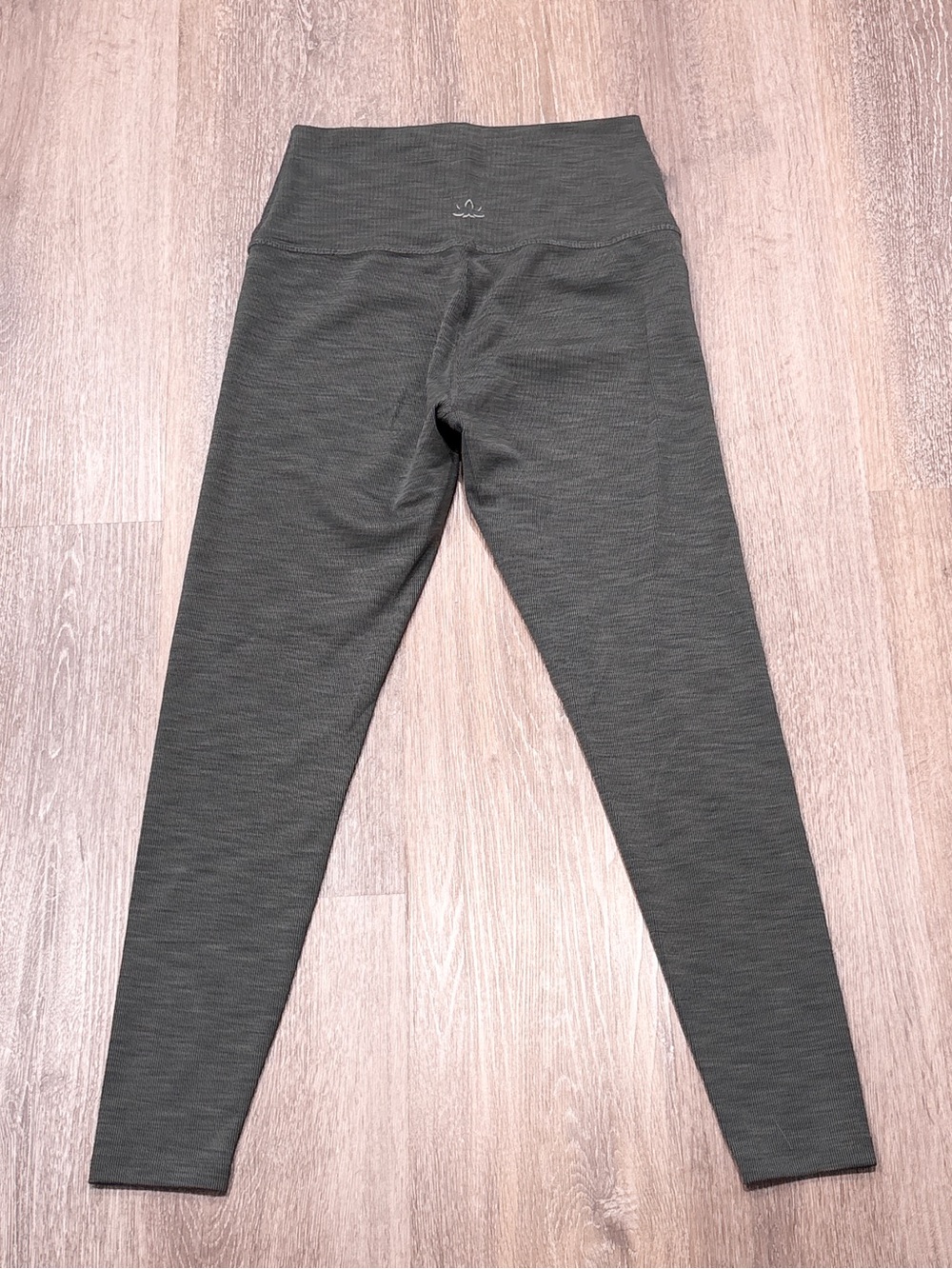 Beyond Yoga Heather Rib High Waisted Midi Leggings Yoga Workout Lounge L